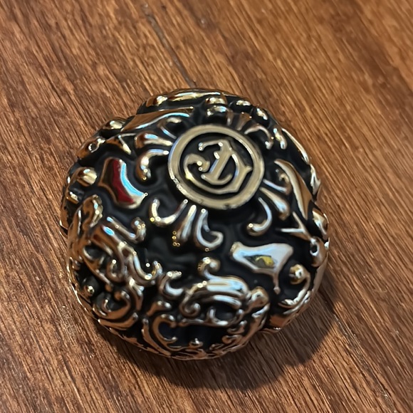 DeLeon tequila bottle decorative top - Picture 5 of 5